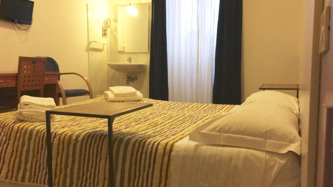 Hotel Alabarda ترييستي المظهر الخارجي الصورة