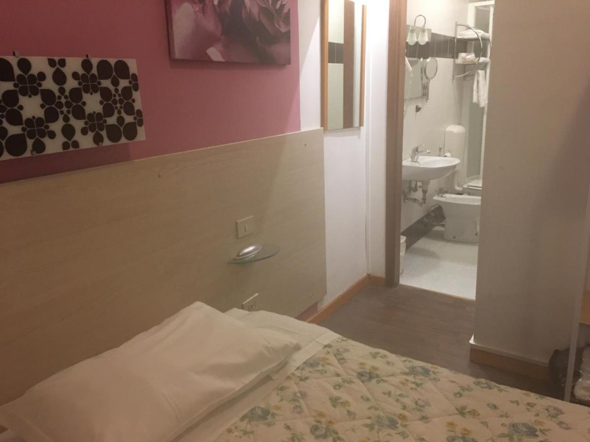 Hotel Alabarda ترييستي المظهر الخارجي الصورة